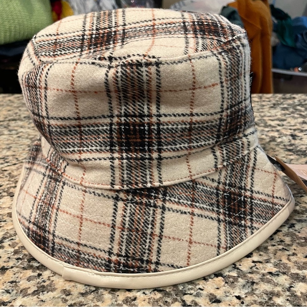 NWT Steve Madden OS Cream Women’s Beige Plaid Reversible Bucket Hat Gift Ret $42 - Picture 5 of 7